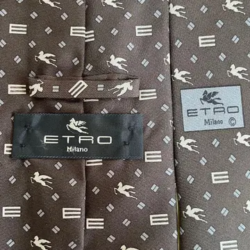 에트로 넥타이