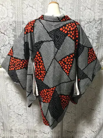 [미사용에 가까움] 총무늬 겉옷 순수 실크 블랙 베이스 A597