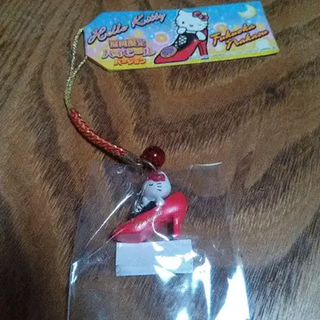 초레어 지역 한정 키티 후쿠오카 하이힐 버전