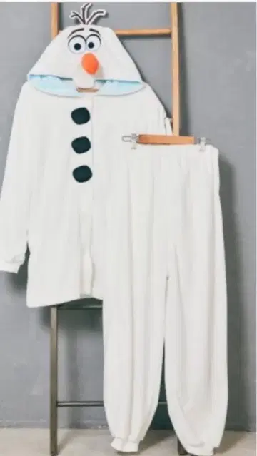 미사용 새상품 올라프 룸웨어