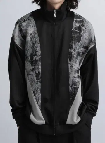 HARE 절개 자카드 트랙 자켓 블랙