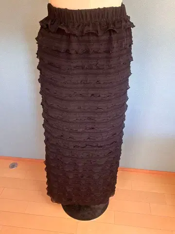 프릴 타이 스커트 다크 브라운 블랙