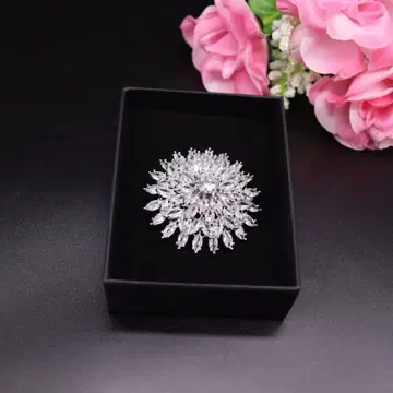 스와로브스키 크리스탈 꽃 브로치 지르콘 코사지 결혼식 졸업식 입학식