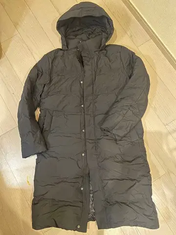 [ 빠른 배송 ] 유니클로 남성용 다운 코트 사이즈 L 블랙