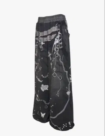 THEREDTHREAD S PRINT SWEAT2 TOYS black