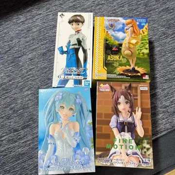 에반게리온 하츠네 미쿠 피규어 세트