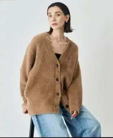 [ 인기 ] UNFILO 나일론 샤기 V넥 가디건