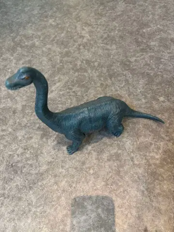 다크 그린 공룡 피규어