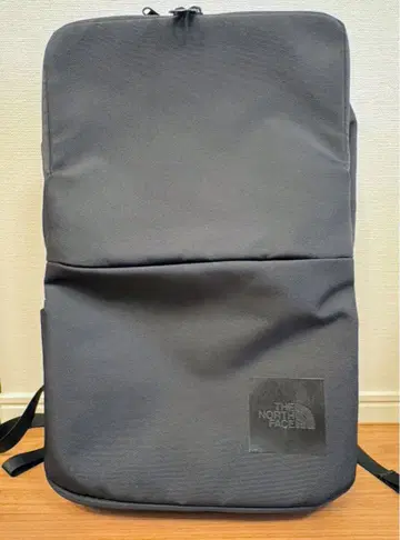 THE NORTH FACE 셔틀 데이팩 슬림 비즈니스 백팩