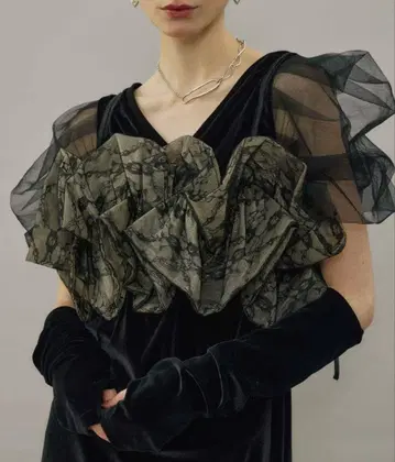 웨이브 프릴 레이스 뷔스티에