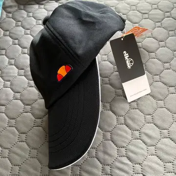 Ellesse 블랙 캡