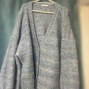 파랑과 그레이 스트라이프 가디건