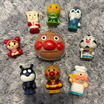 호빵맨 피규어 8개와 가챠가챠 토이 세트