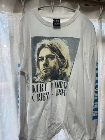 Nirvana KURT COBAIN 추모 롱티 닐바나