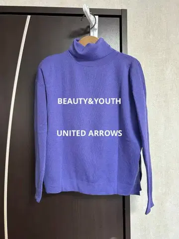 유나이티드 애로우즈 새상품 퍼플 터틀넥 니트 긴팔