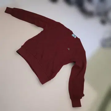 220 와인 레드 V넥 스웨터