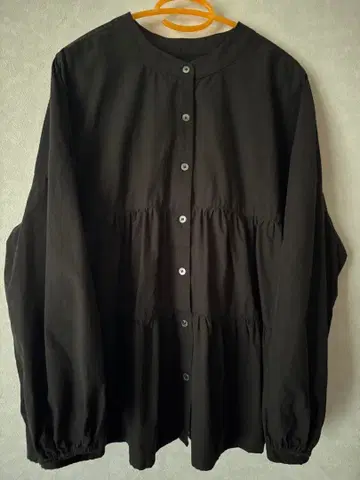 블랙 코튼 티어드 셔츠 FREE DOUBLEDAY 에서 구매