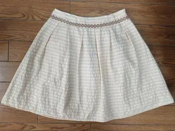 호코모모라 플레어 스커트 42