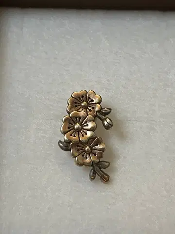 카스우 공방 귀걸이 귀뚫기 벚꽃 한쪽용