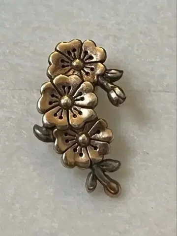 카스우 공방 귀걸이 귀뚫기 벚꽃 한쪽용