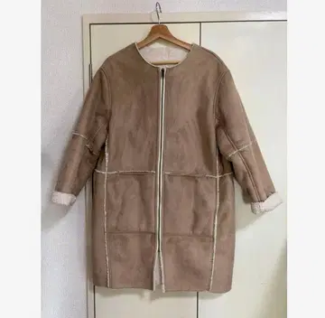 무스탕풍 집업 코트 베이지 여성용 노카라