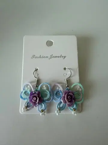 핸드메이드 귀걸이 타팅 레이스 보라색