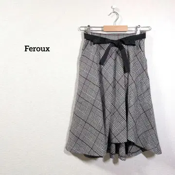 Feroux 스커트 체크 무릎 기장 플레어 스커트 그레이 고급 1