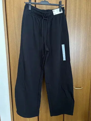 GU 배럴 레그 스웨트 팬츠 XL 미사용 새상품