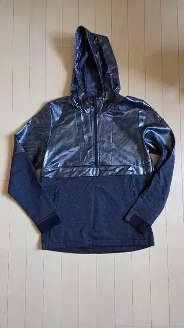 언더아머 후드 부착 후드티 하프 지퍼