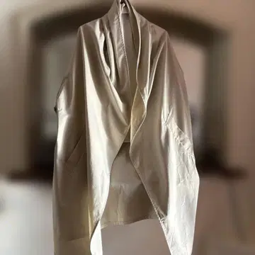 아이보리 오픈 프론트 코트 미즈이로 인드