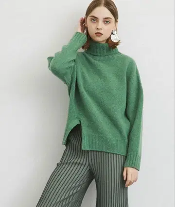 유나이티드 도쿄 울 캐시미어 터틀넥 니트 그린