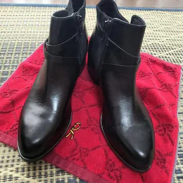 아카쿠라, 소가죽 블랙 쇼트 부츠