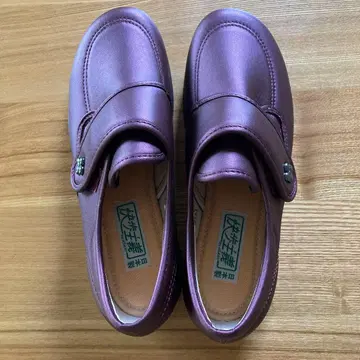 [ 새상품급 ] 간호화 쾌보주의 퍼플 23.0cm