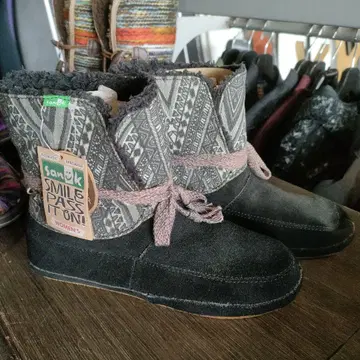 [ 미사용 새상품 ] Sanuk 스웨이드 부츠 24cm