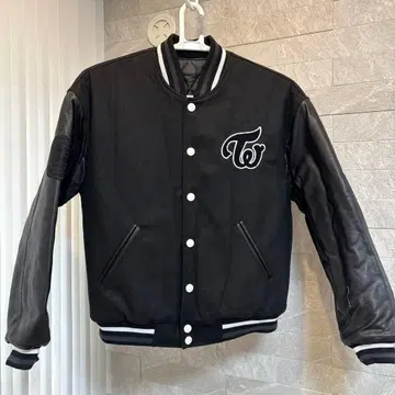 TWICE 할로윈 한정판 봄버 자켓