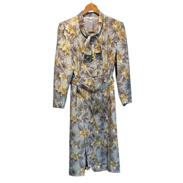 여성용 SOGO 원피스 무릎 기장 긴팔 꽃무늬 벨트 포함 스카이블루 M