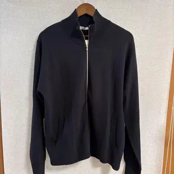 seby 블랙 가디건 메탈 지퍼