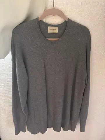 유나이티드 애로우즈 긴팔 크루넥 맨투맨 스웨터