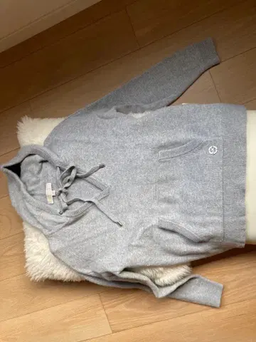 새상품급 MICHAEL KORS 심플 니트 파카 (그레이)