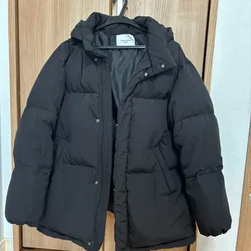 URBAN RESEARCH DOORS 블랙 다운 자켓 M 사이즈