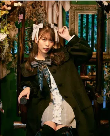 앙크루즈 로고 리본 세일러 코트 블랙