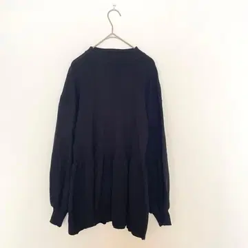 드레스 니트 블랙 M 페플럼 모크넥 돌먼 체형 커버