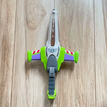 토이 스토리 스페이스 레이더