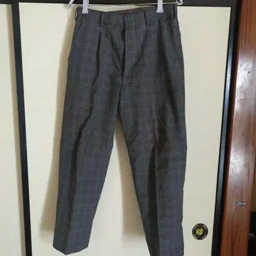 고등학생, 그레이 체크 무늬 플리츠 포함 슬랙스