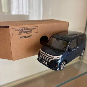 1/30 스케일 미니카 ROOMY 레이저 블루 크리스탈 샤인