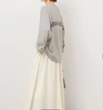 [ 새상품급 ] 저널 스탠다드 레리움 백 로고 니트 풀오버