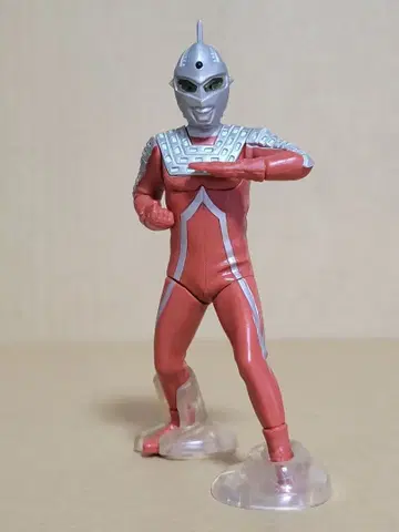 울트라맨 궁극의 루미너스 울트라 세븐 에메리움 광선ver.