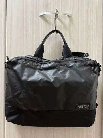 MANHATTAN PASSAGE 블랙 토트백