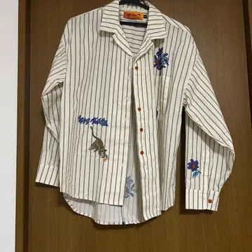 레프트 얼론 셔츠