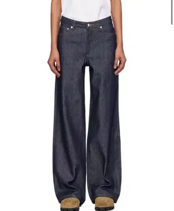 A.P.C. 스트레이트 데님 와이드 핏 새상품급